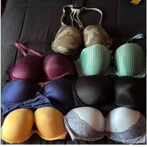 PINK Victoria's Secret Multi-Color Bra Set